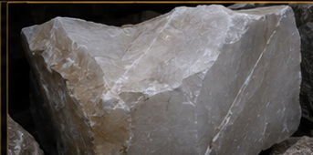Raw rock crystal